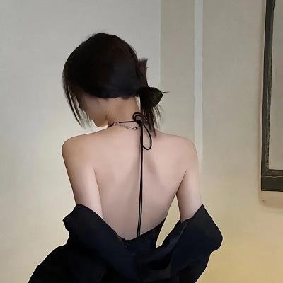 红衣情迷